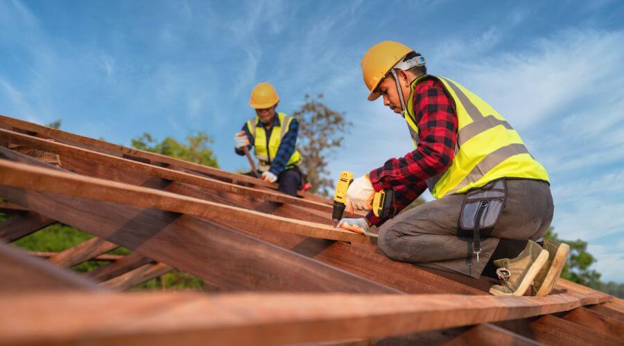 Professional Flat Roofing Installation services in Raven, KY